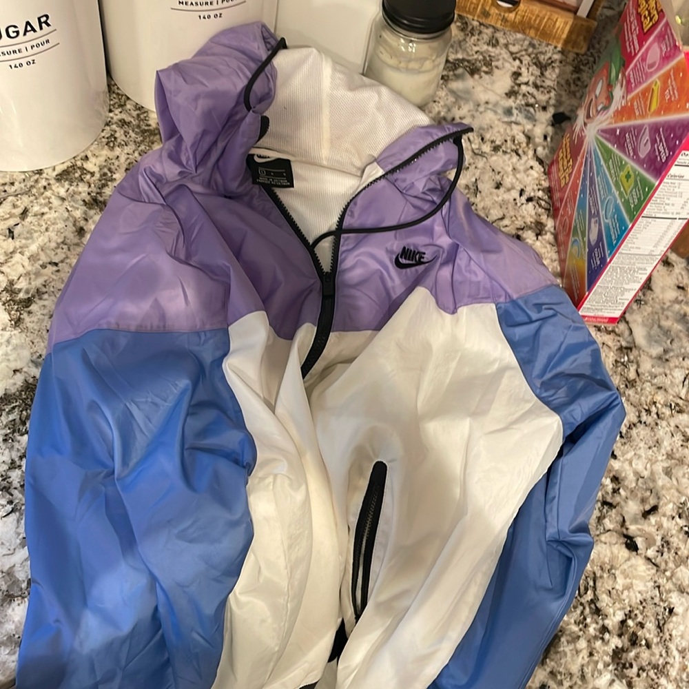 Nike windbreaker